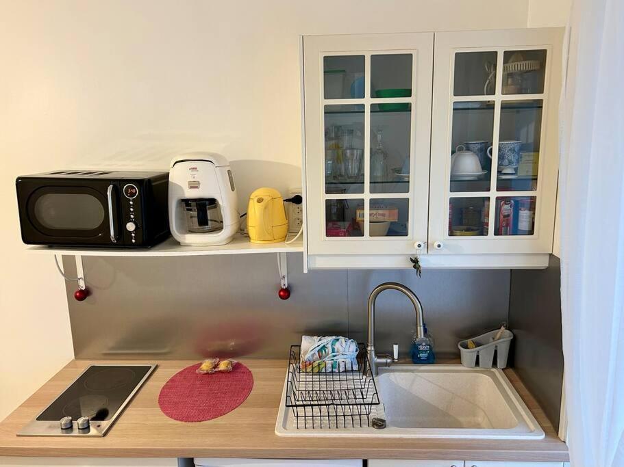 Location Studio, Lyon-La Mulatiere 外观 照片